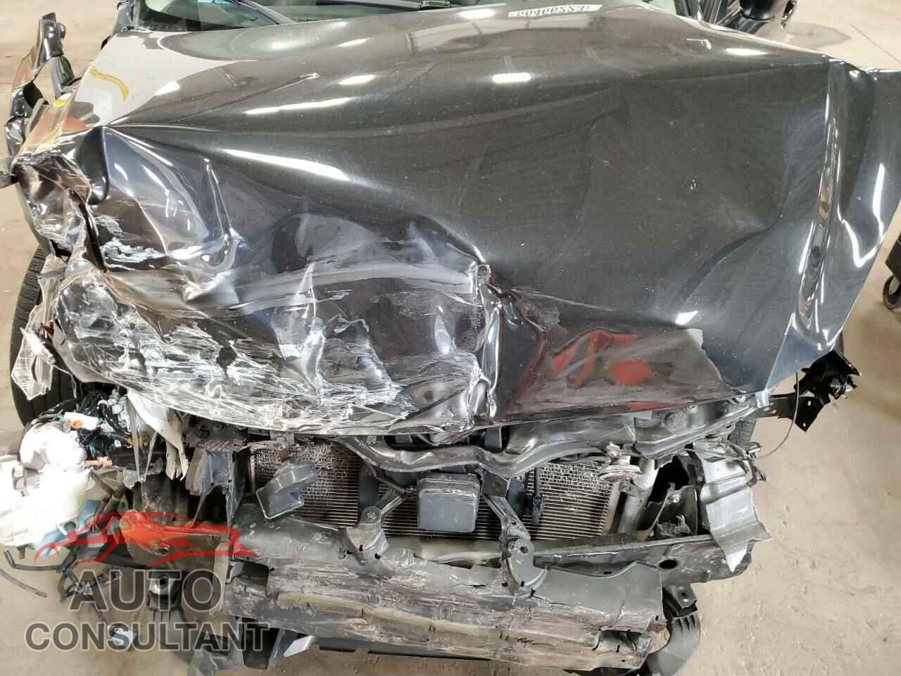 MAZDA 3 2018 - 3MZBN1W37JM186181