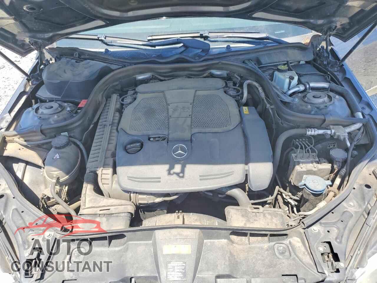 MERCEDES-BENZ E-CLASS 2012 - WDDHF5KB7CA605960
