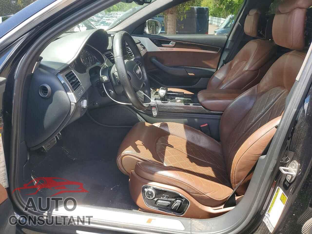 AUDI S8 2013 - WAUD2AFD1DN026673