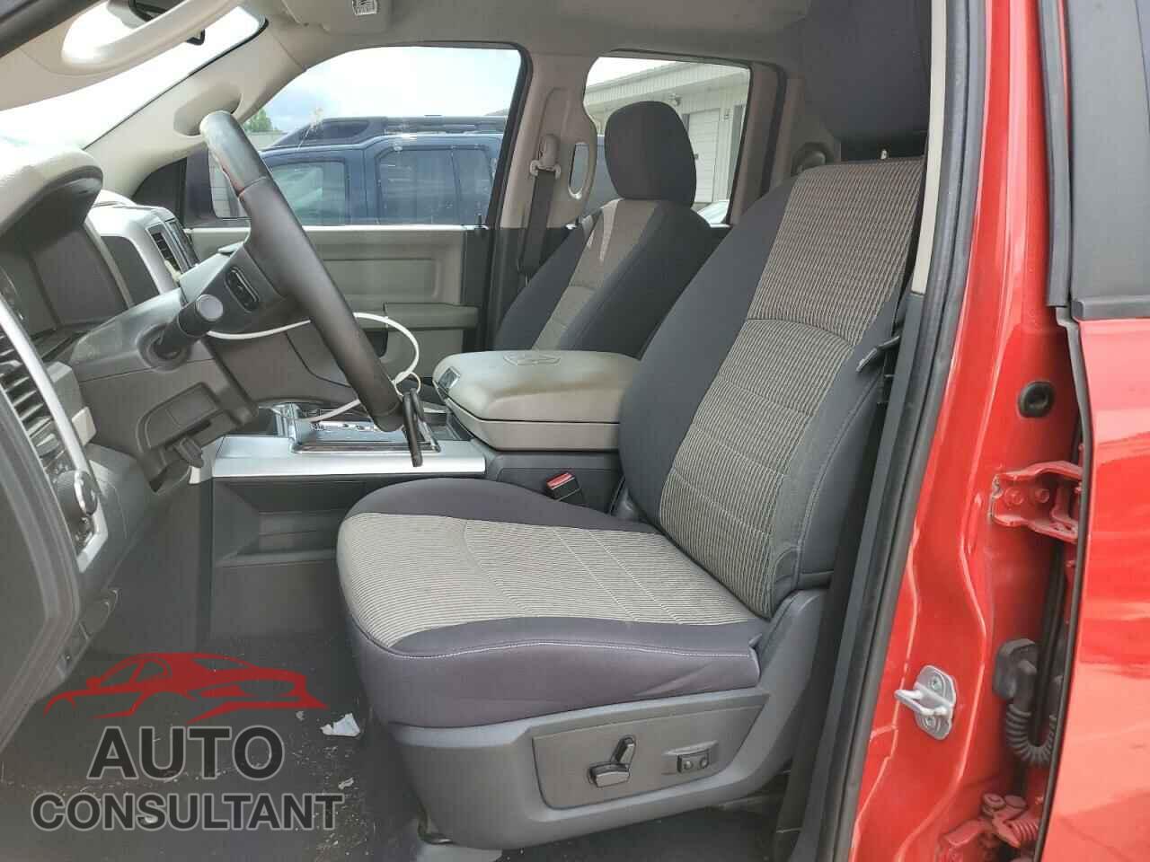 DODGE RAM 1500 2012 - 1C6RD7GT0CS215415