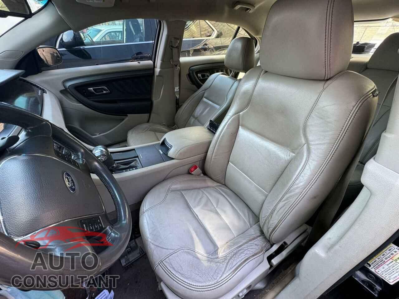 FORD TAURUS 2011 - 1FAHP2EW8BG138540