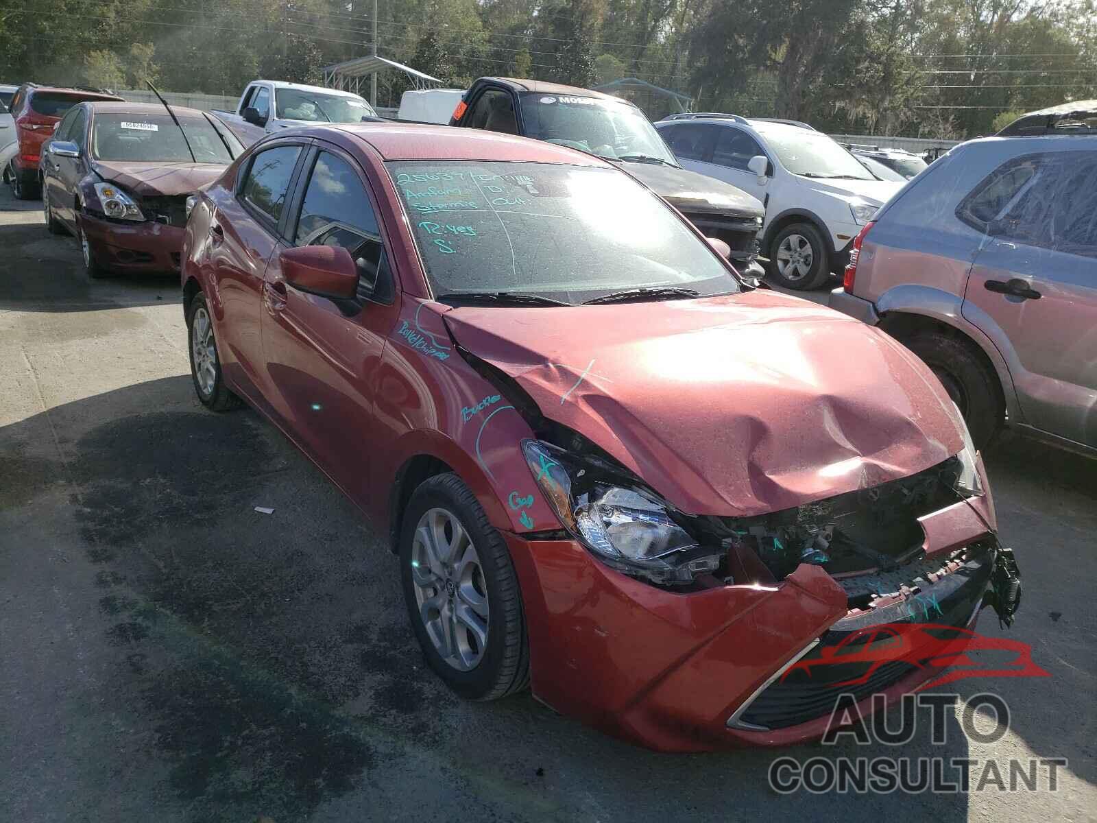 TOYOTA YARIS 2018 - 3MYDLBYV6JY317133