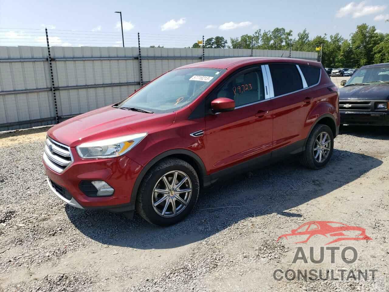 FORD ESCAPE 2017 - 1FMCU0GD9HUD24526