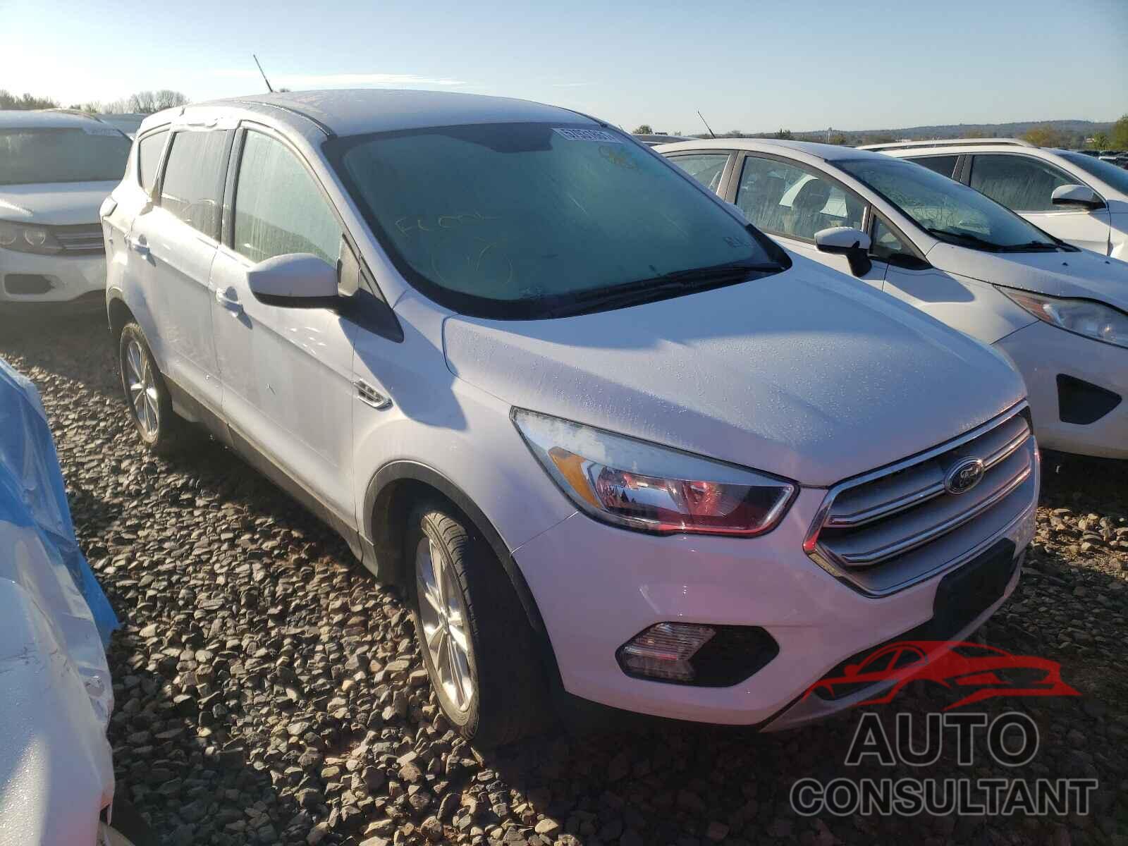 FORD ESCAPE 2017 - 1FMCU9GD8HUA87399