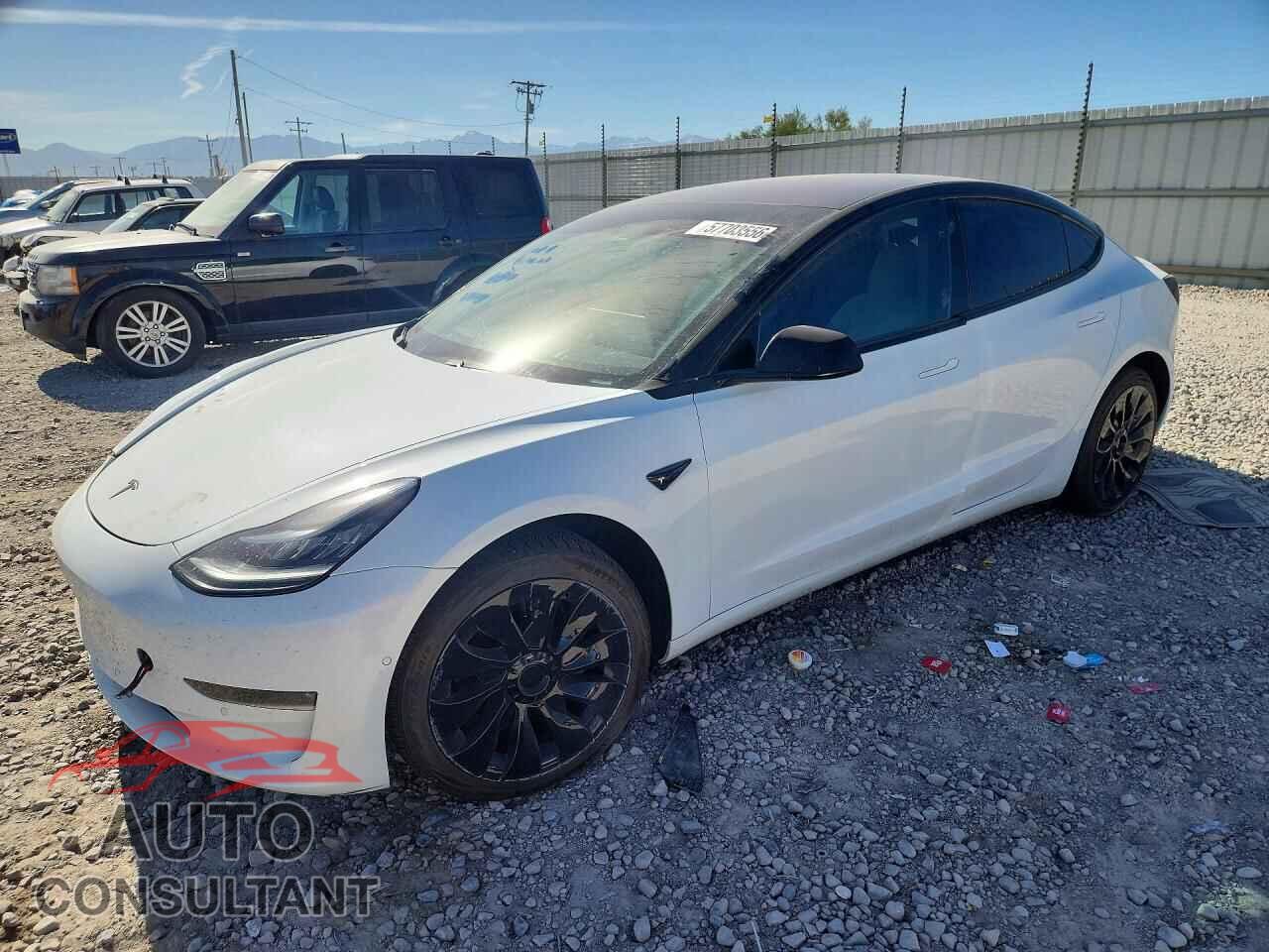 TESLA MODEL 3 2018 - 5YJ3E1EB0JF074875