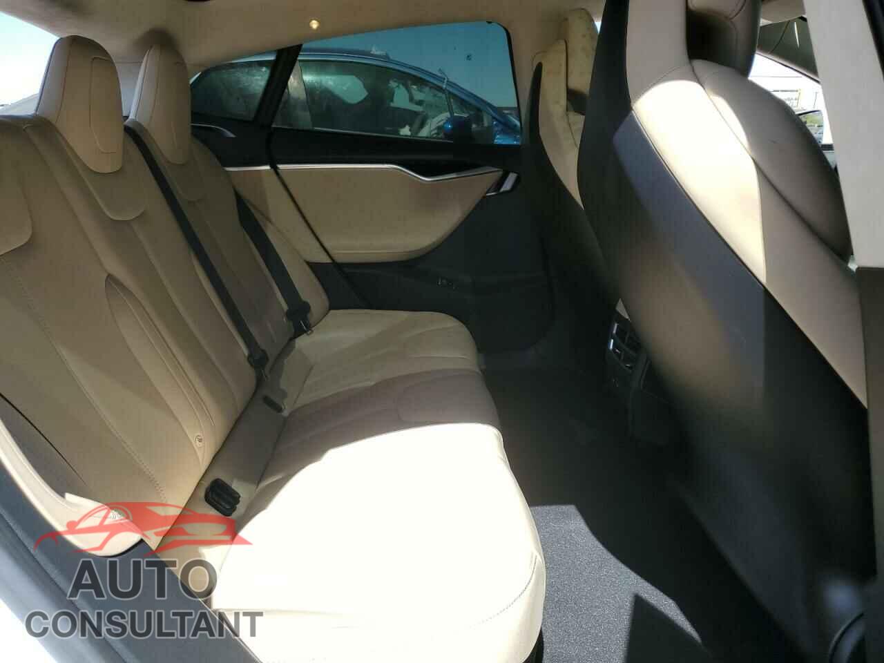 TESLA MODEL S 2017 - 5YJSA1E13HF190581