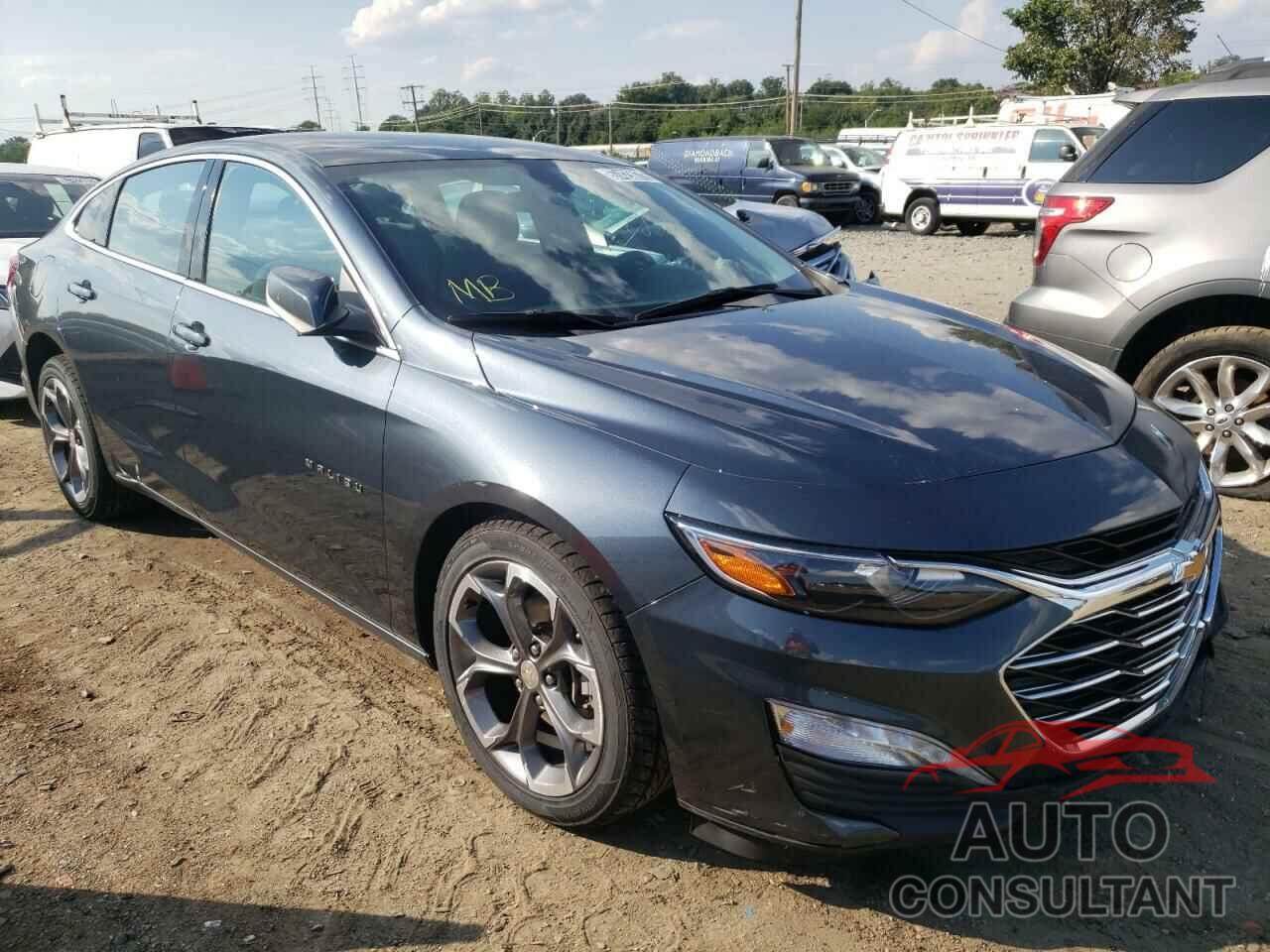 CHEVROLET MALIBU 2020 - 1G1ZD5ST8LF111521