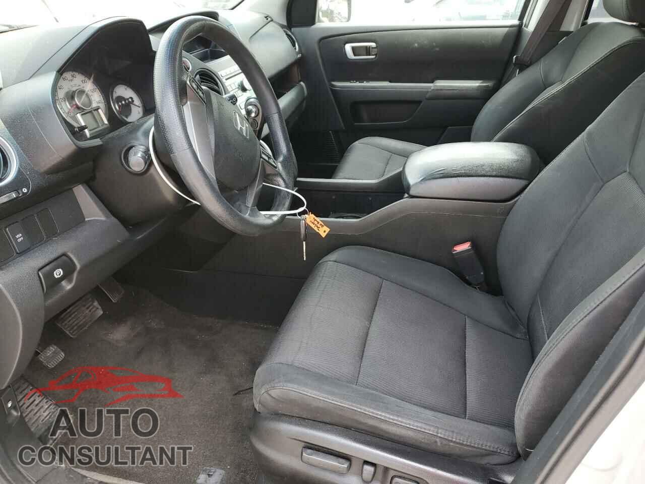 HONDA PILOT 2011 - 5FNYF4H43BB097148