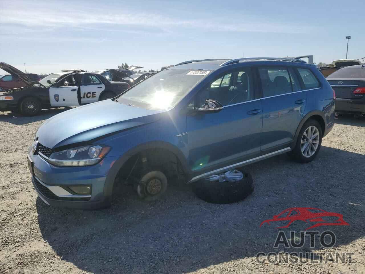 VOLKSWAGEN GOLF 2018 - 3VWH17AU8JM757332