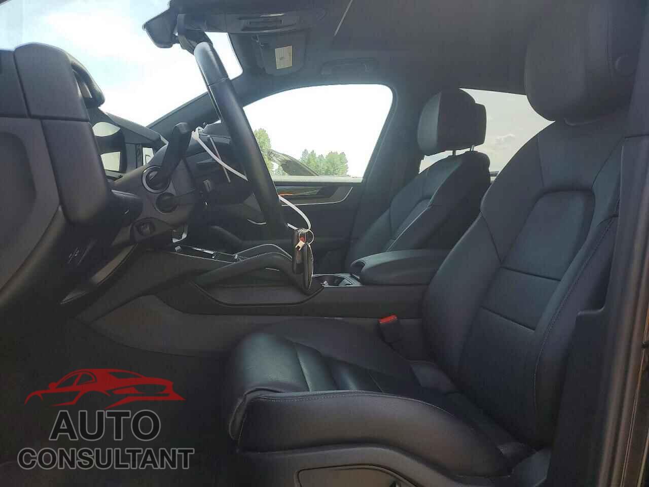 PORSCHE CAYENNE 2024 - WP1AA2AY2RDA10535