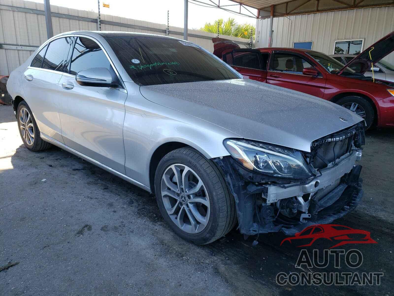 MERCEDES-BENZ C CLASS 2018 - 55SWF4KB3JU236075