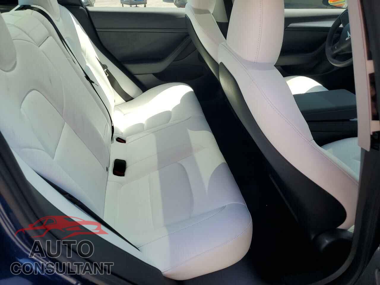 TESLA MODEL 3 2023 - 5YJ3E1EA0PF673310