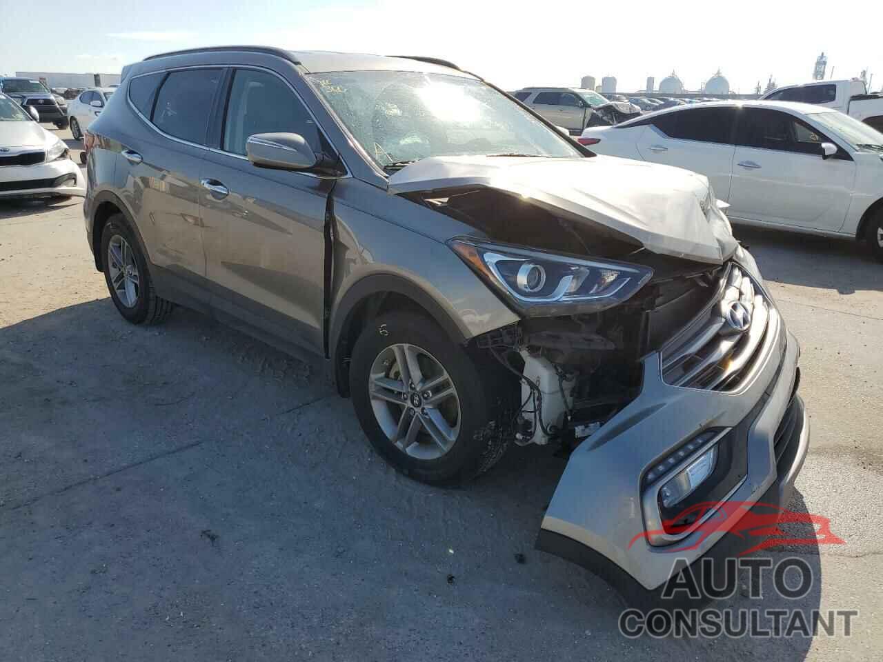 HYUNDAI SANTA FE 2018 - 5NMZU3LB7JH077265