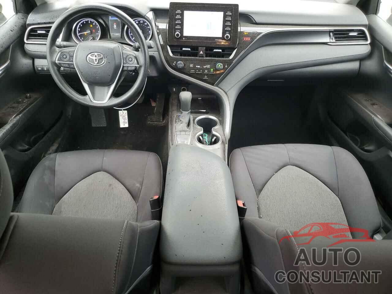 TOYOTA CAMRY 2022 - 4T1C11AK3NU025535