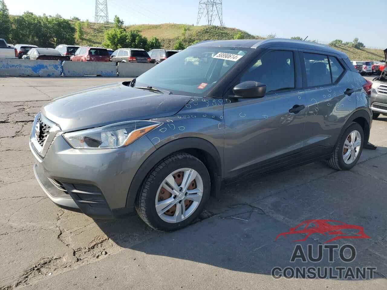 NISSAN KICKS 2018 - 3N1CP5CU7JL506405