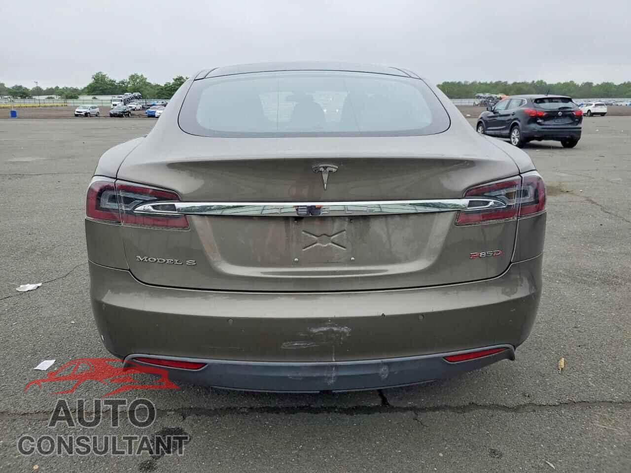 TESLA MODEL S 2015 - 5YJSA1H47FF097176