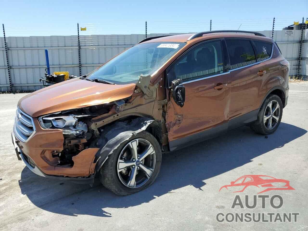 FORD ESCAPE 2017 - 1FMCU0GD7HUA61906