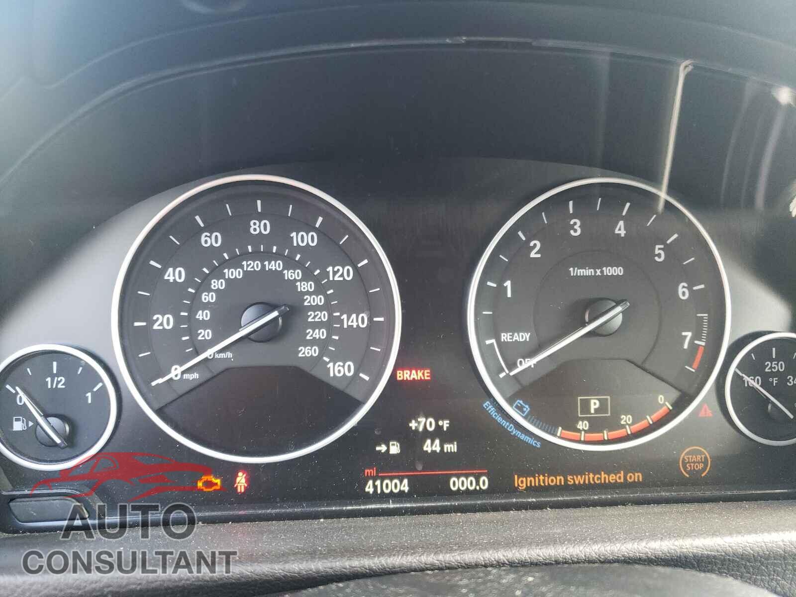 BMW 3 SERIES 2016 - WBA8E5G56GNU19306