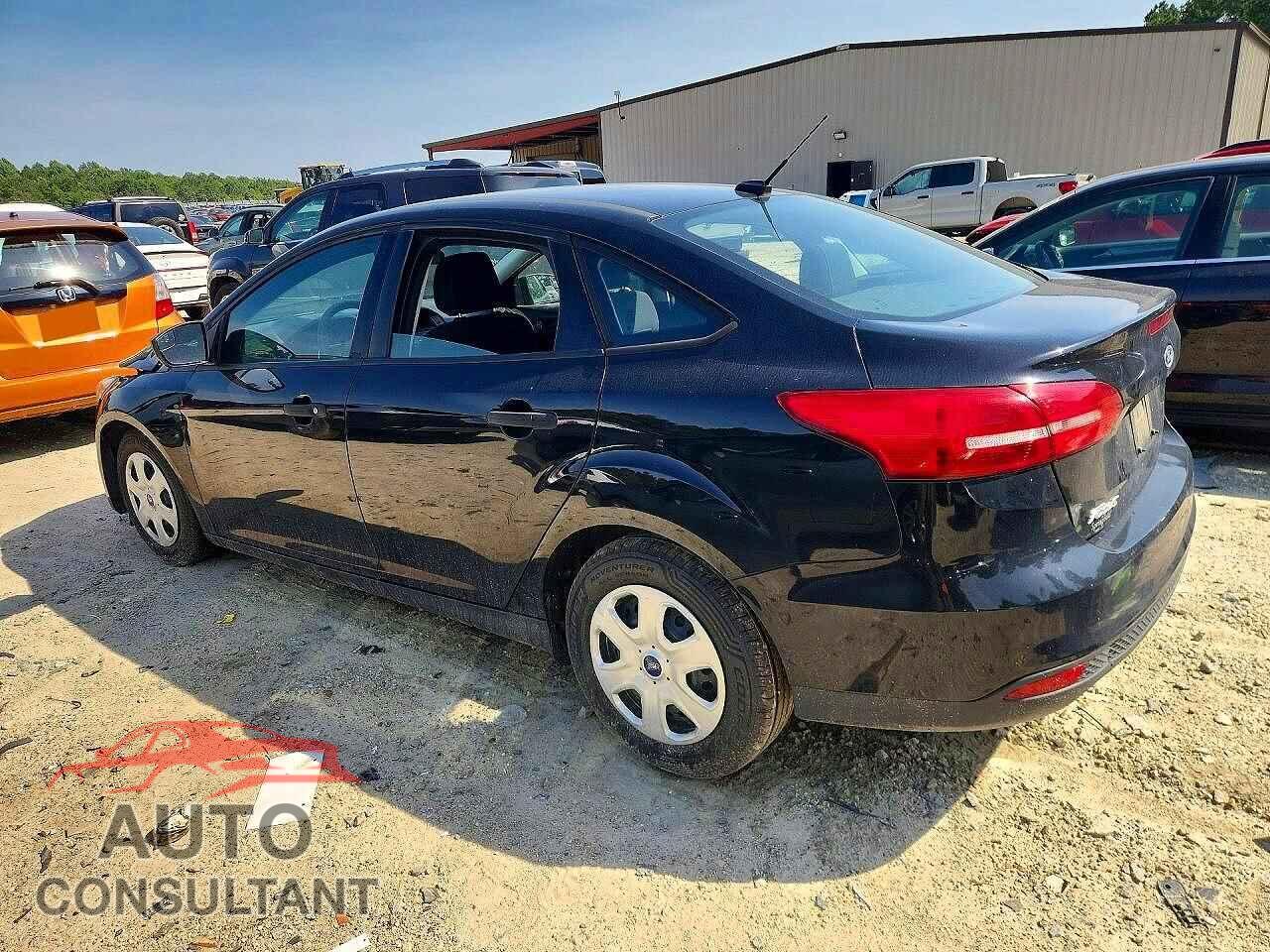 FORD FOCUS 2017 - 1FADP3E26HL335921