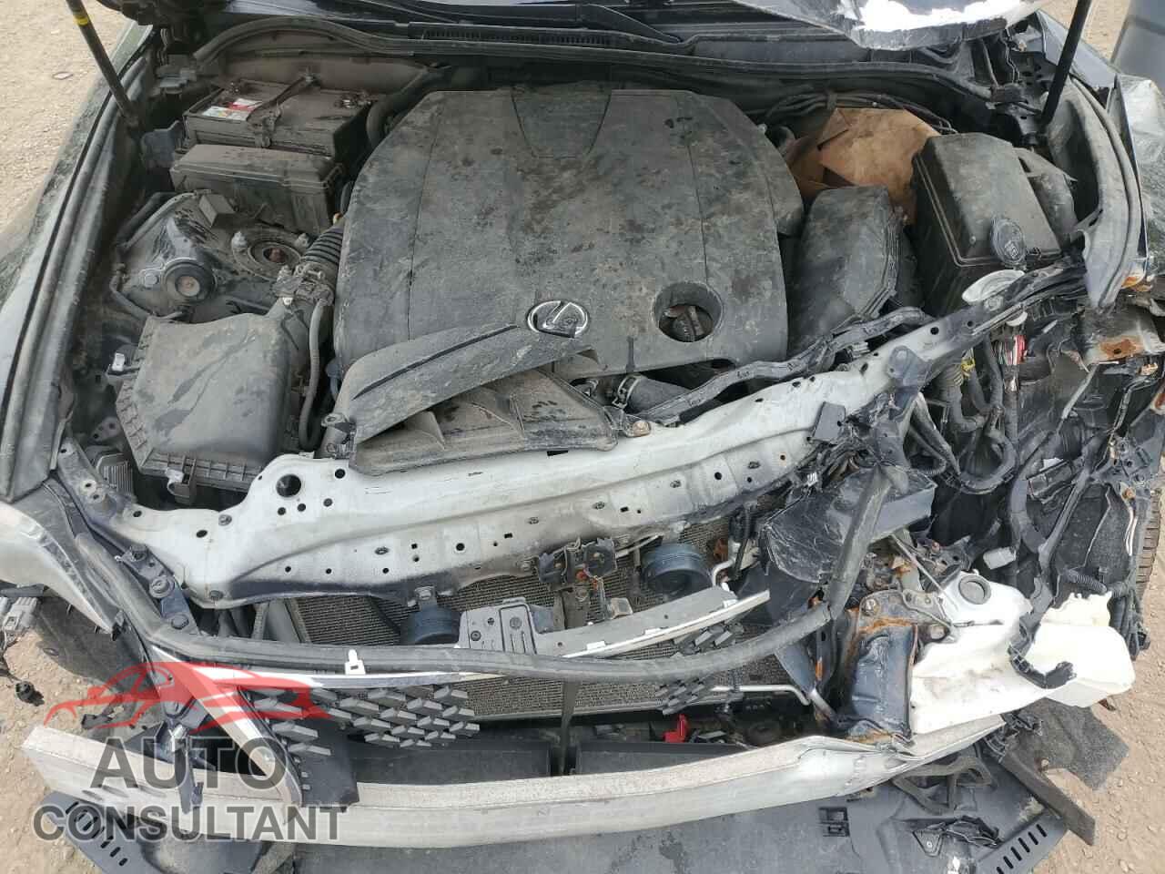 LEXUS IS 2014 - JTHCF1D25E5007029