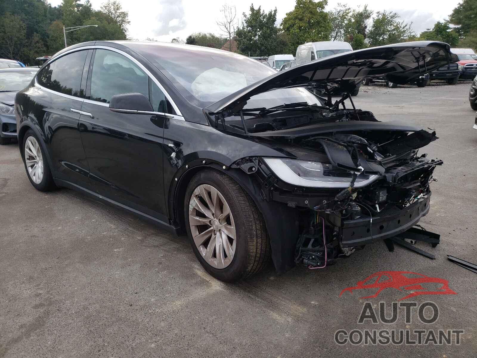 TESLA MODEL X 2020 - 5YJXCBE21LF239803