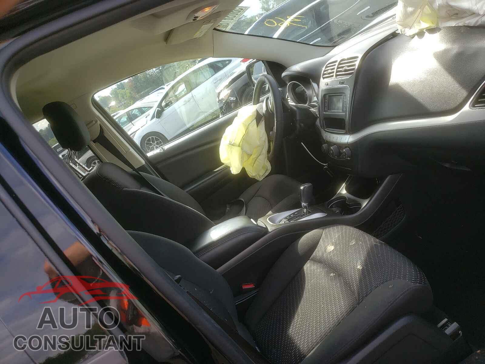 DODGE JOURNEY 2017 - 3C4PDCBBXHT696996