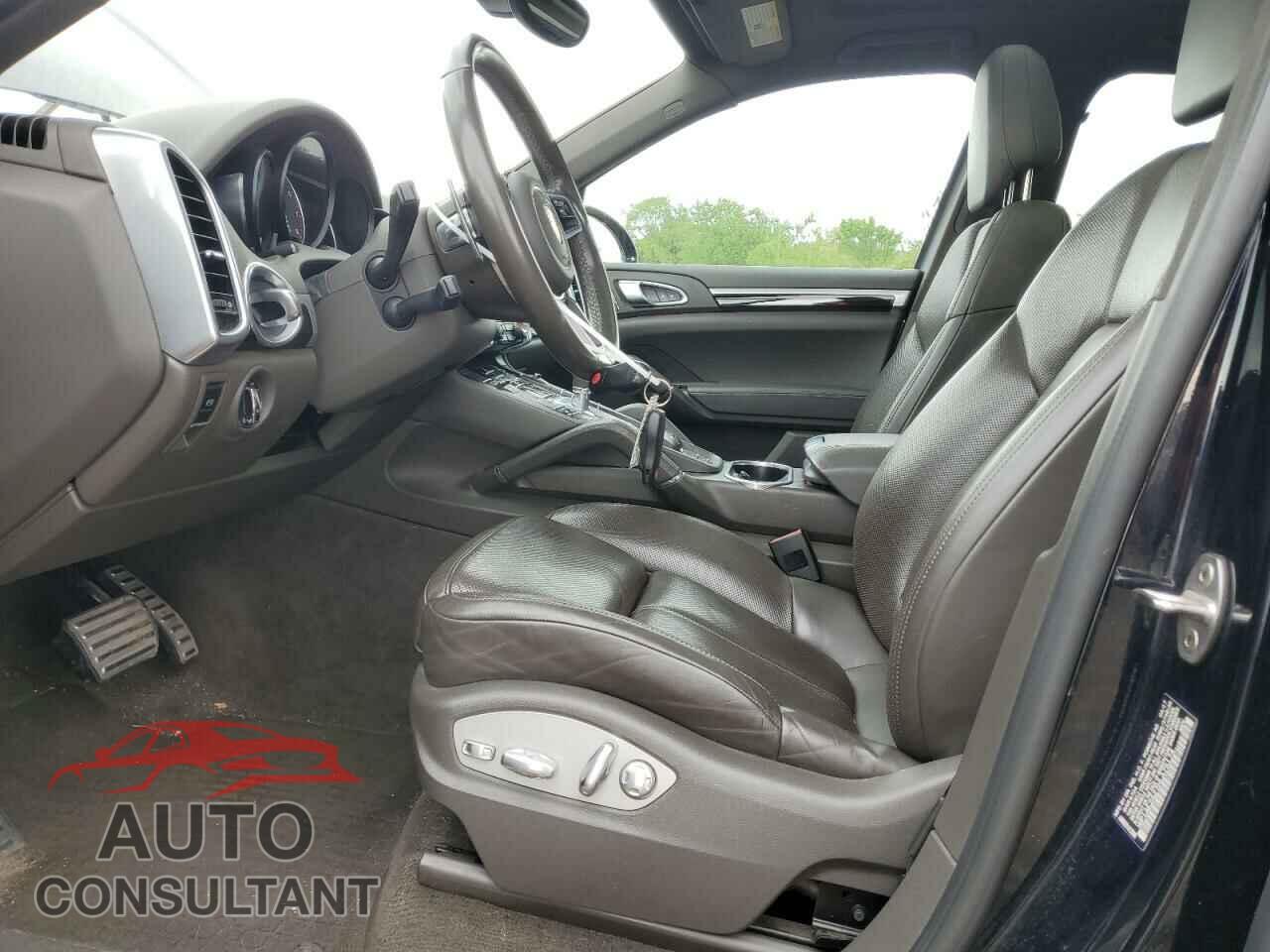 PORSCHE CAYENNE 2017 - WP1AE2A27HLA75174