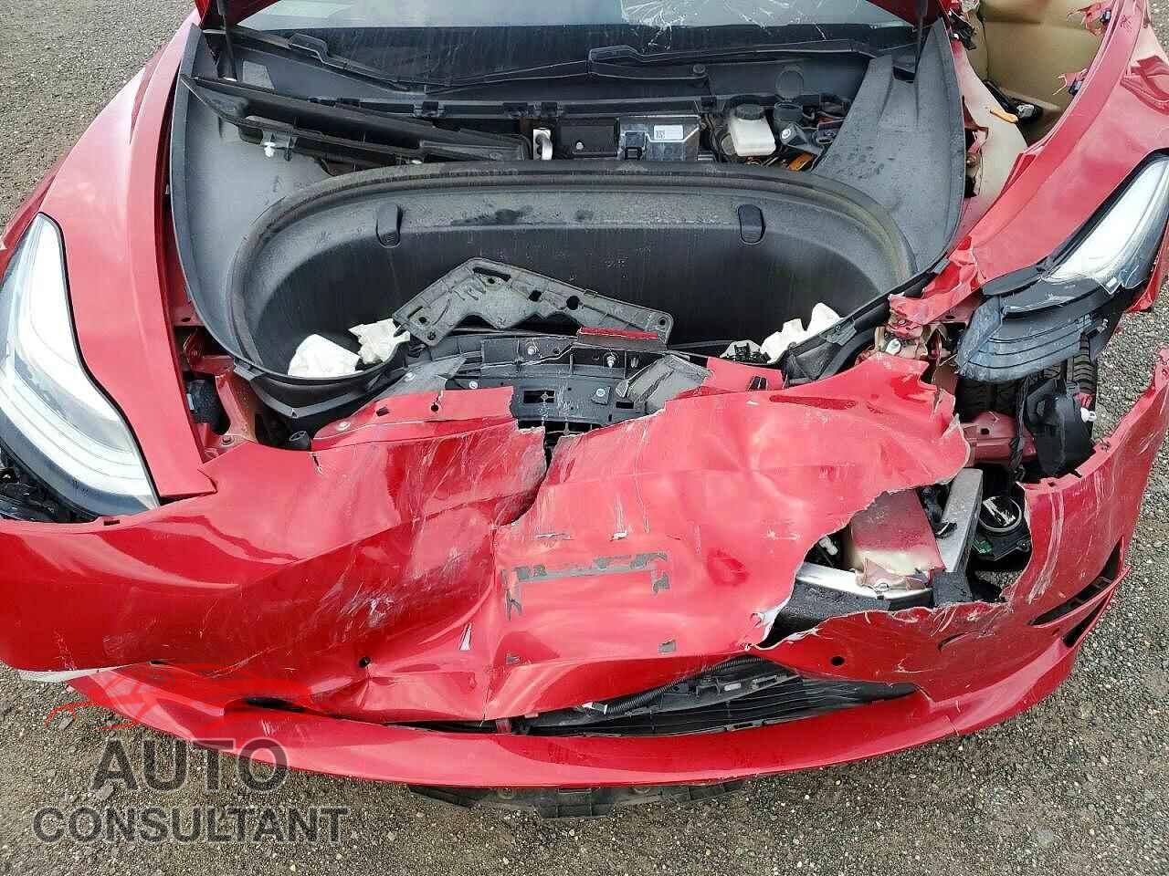 TESLA MODEL 3 2018 - 5YJ3E1EB2JF135224