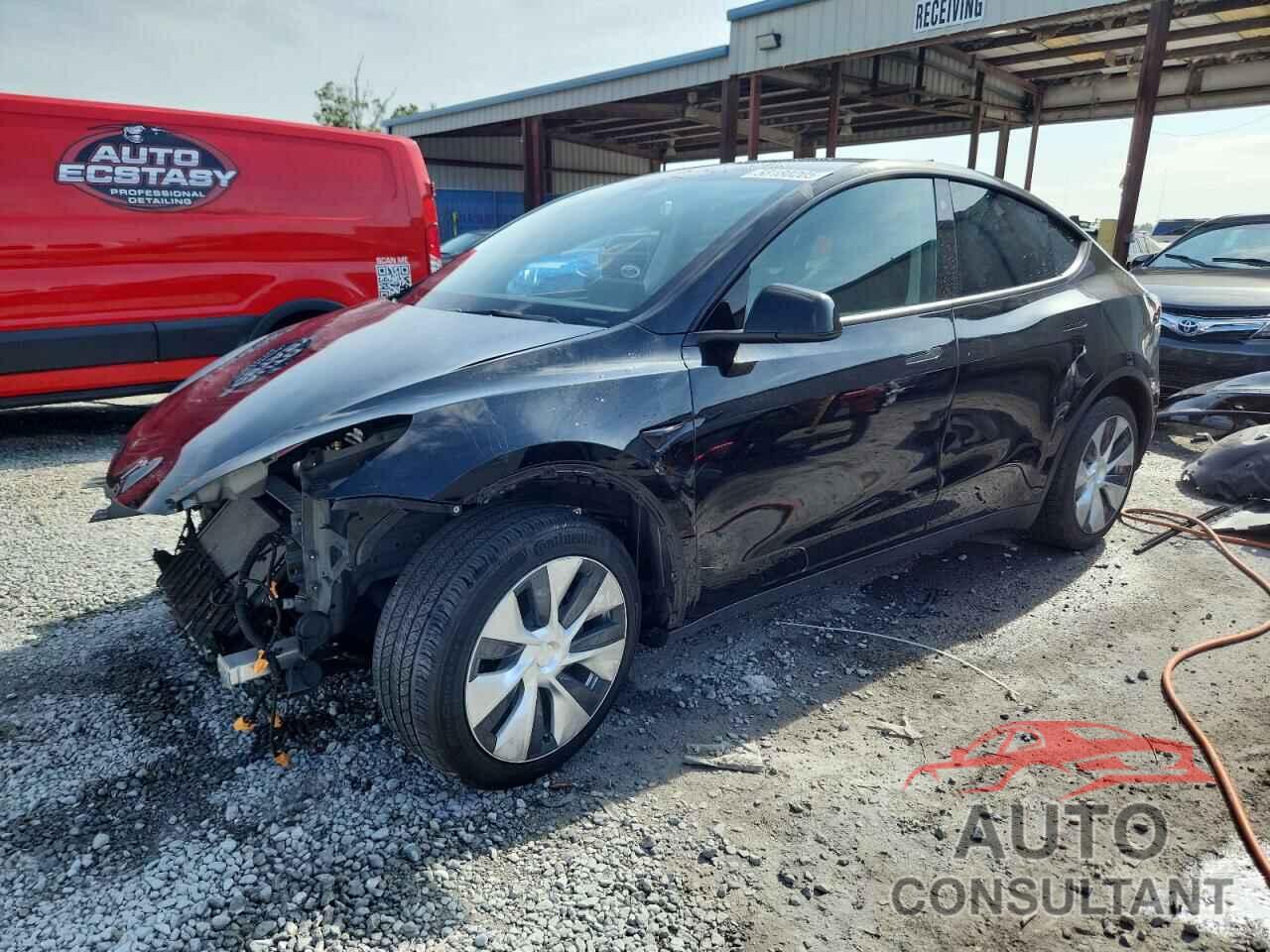 TESLA MODEL Y 2021 - 5YJYGDED9MF103152