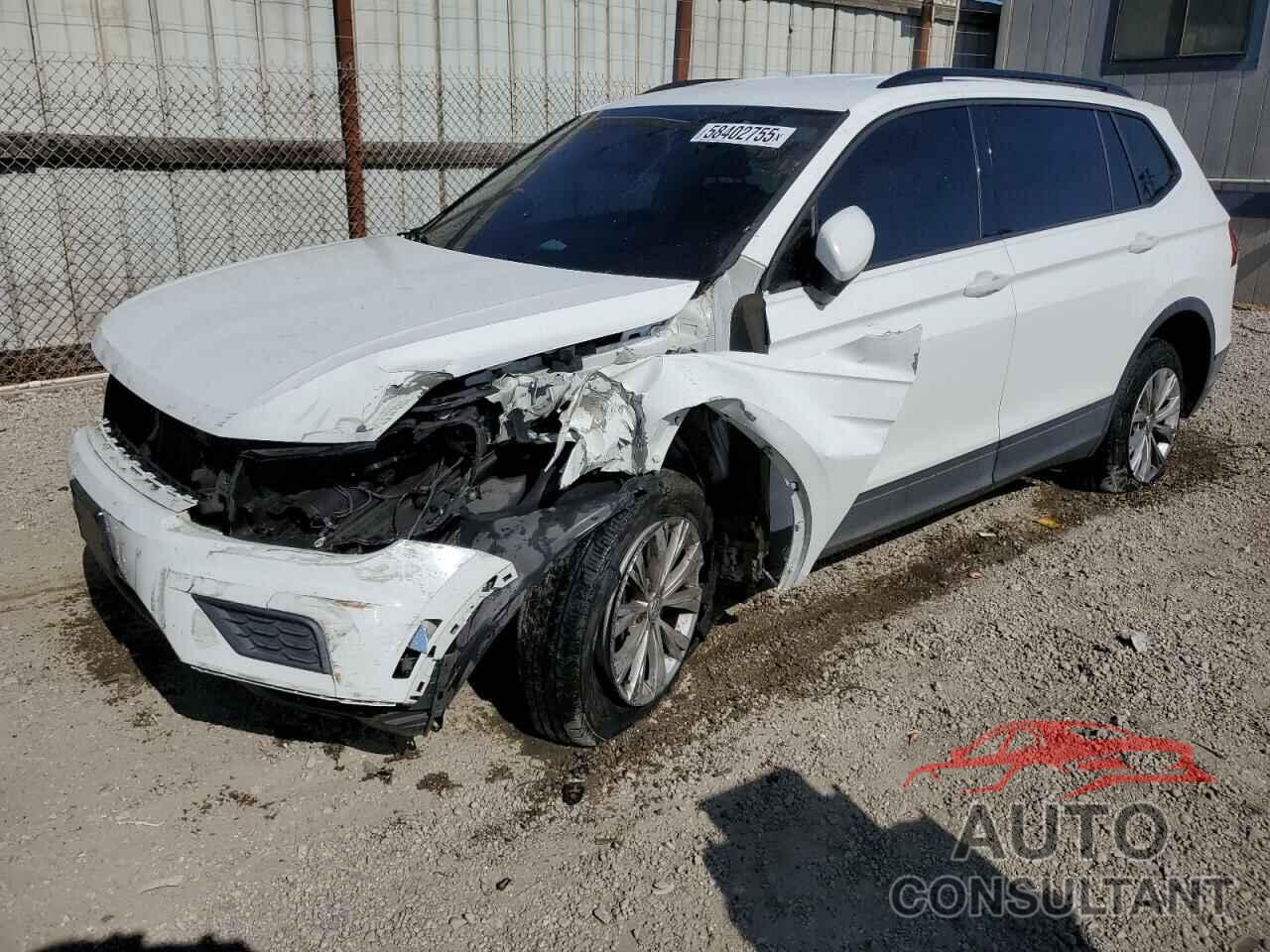 VOLKSWAGEN TIGUAN 2018 - 3VV1B7AX7JM067181