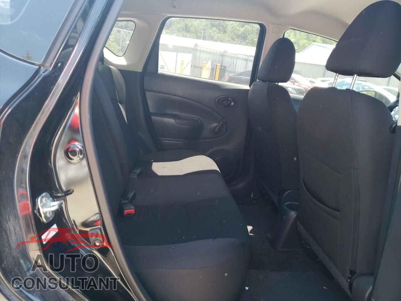 NISSAN VERSA 2017 - 3N1CE2CP3HL379998