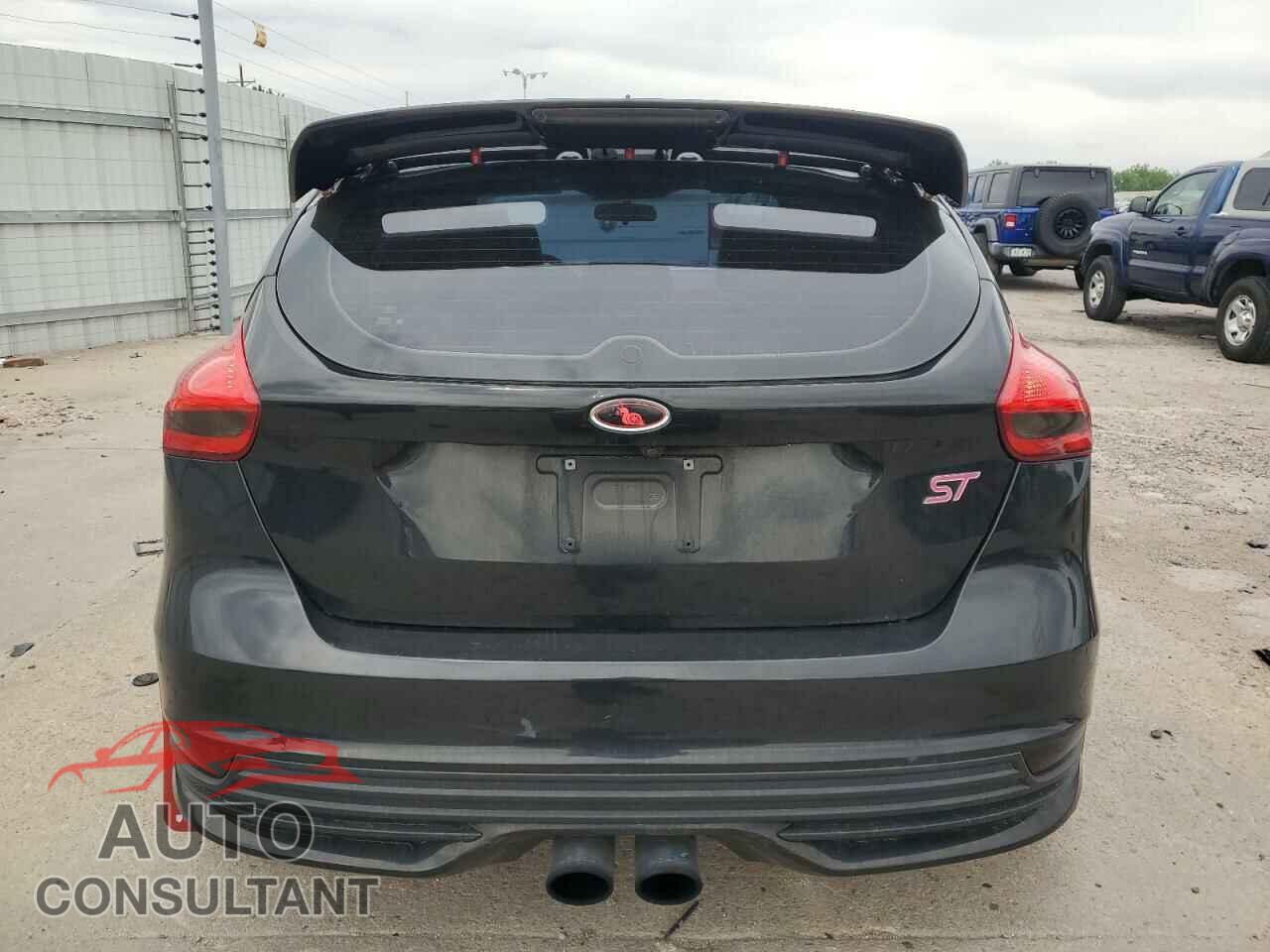 FORD FOCUS 2015 - 1FADP3L91FL219961