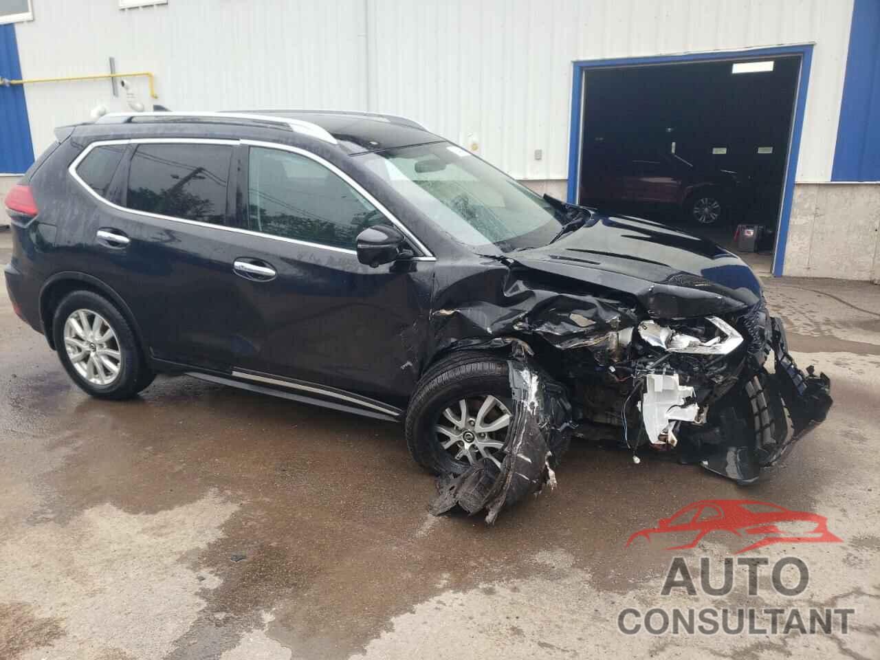 NISSAN ROGUE 2017 - 5N1AT2MMXHC810228