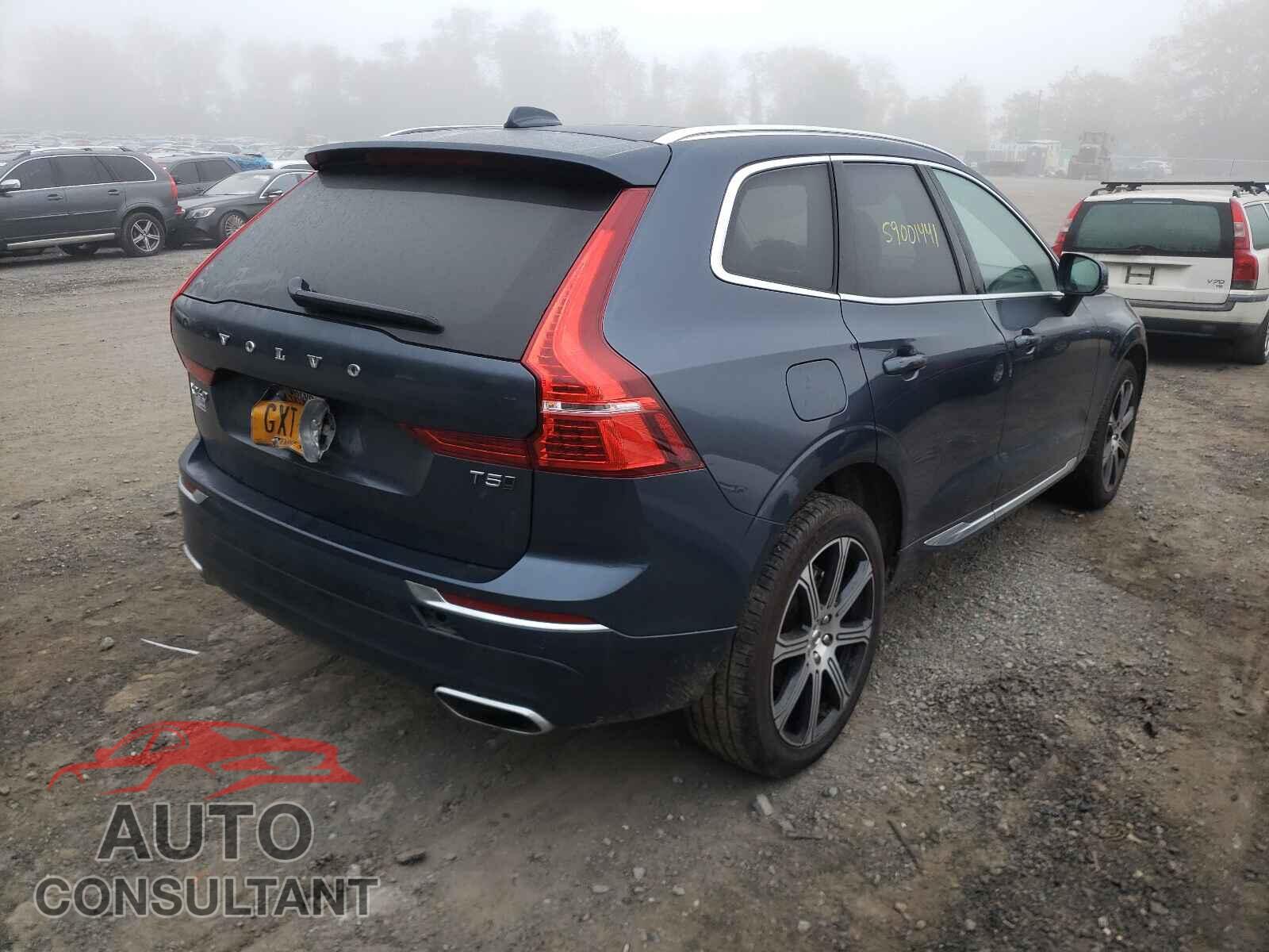 VOLVO XC60 2021 - YV4102RLXM1755117