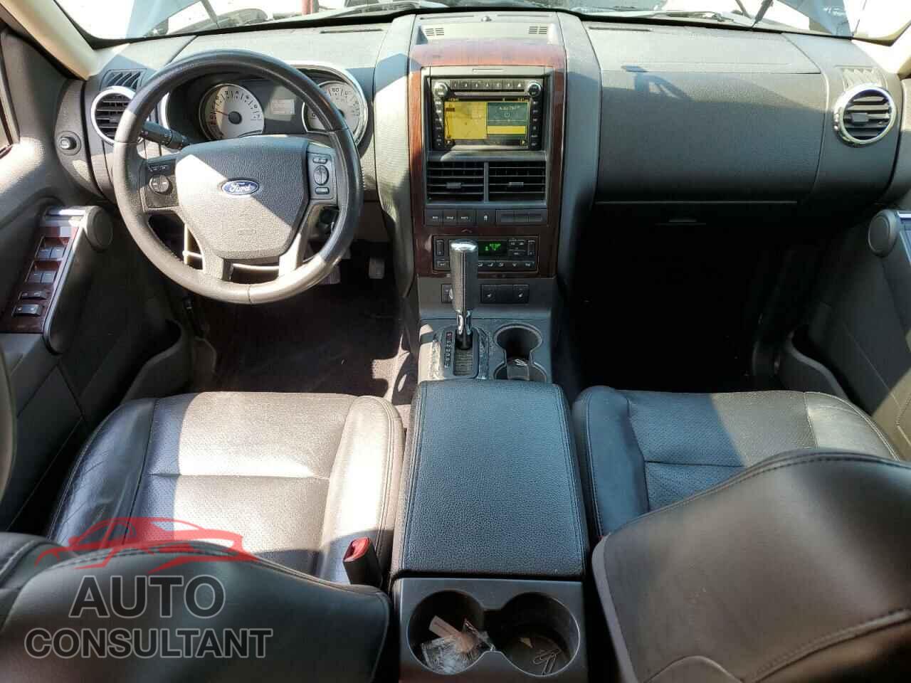 FORD EXPLORER 2010 - 1FMEU8F89AUB08080
