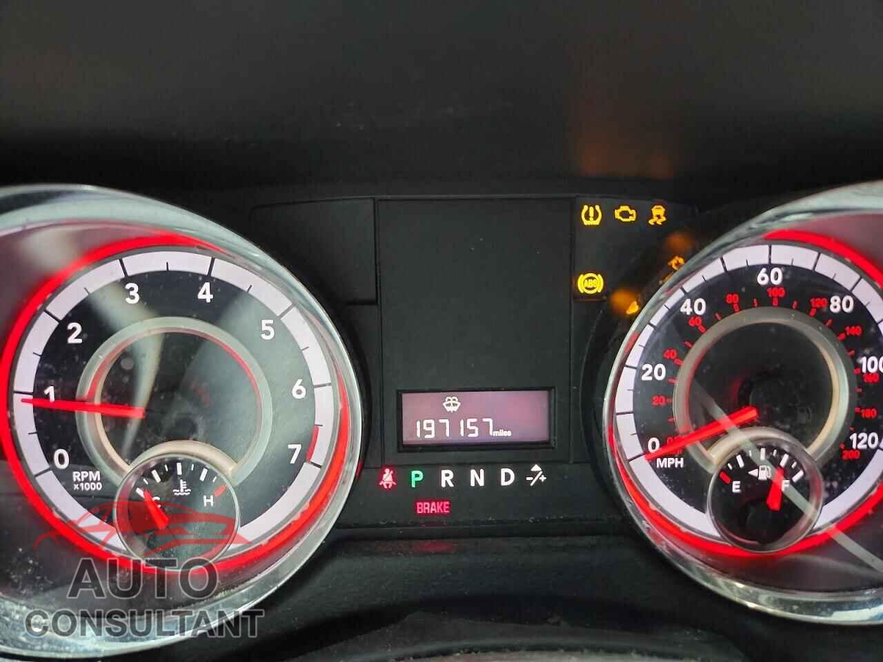 DODGE CARAVAN 2015 - 2C4RDGBG2FR585385