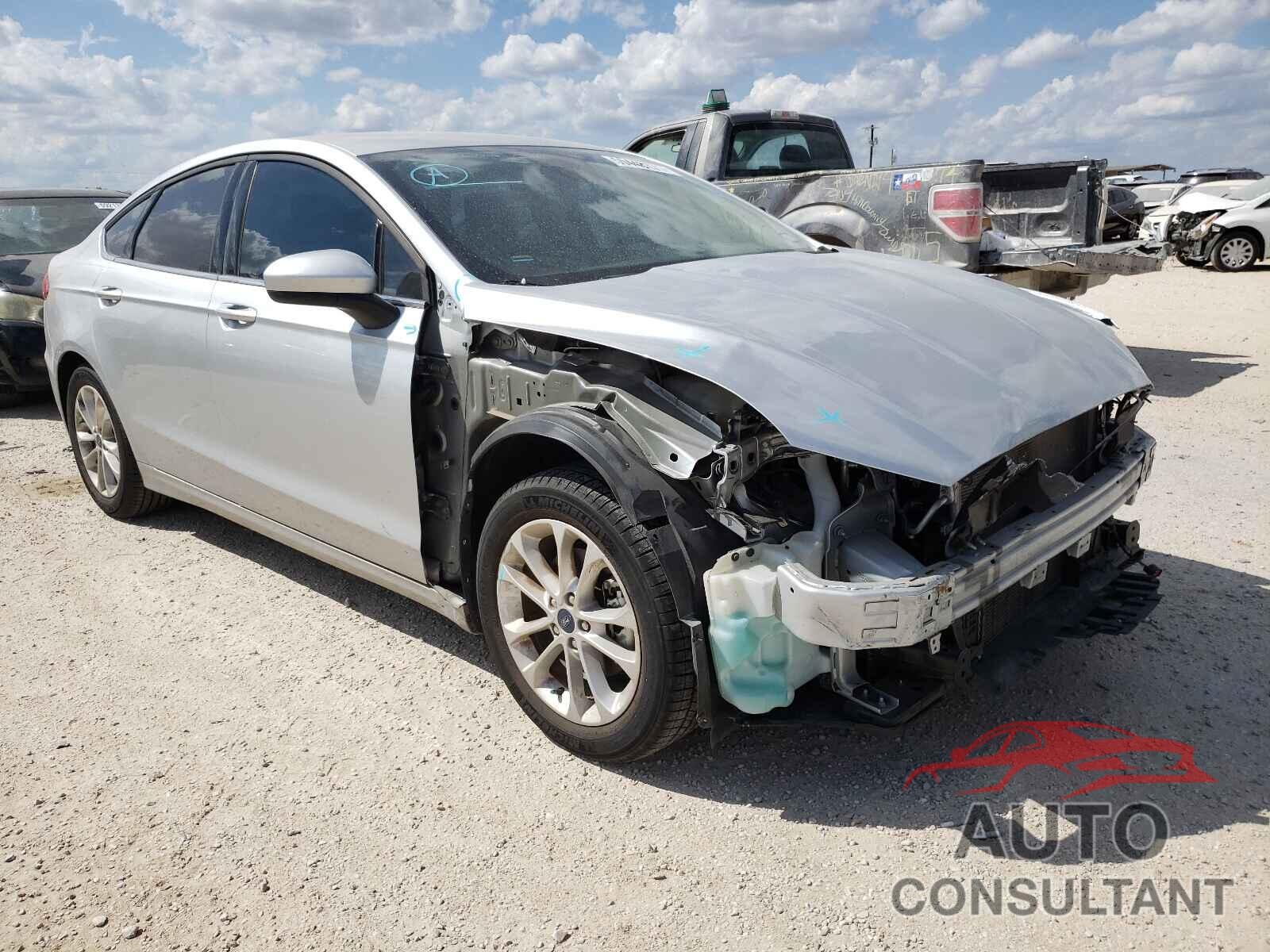 FORD FUSION 2019 - 3FA6P0HD2KR132408
