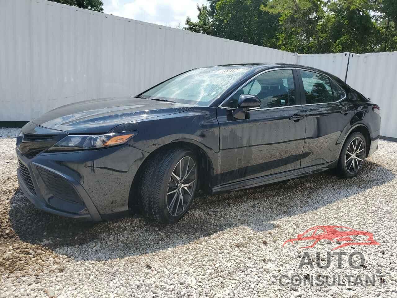 TOYOTA CAMRY 2022 - 4T1G11AK7NU663868