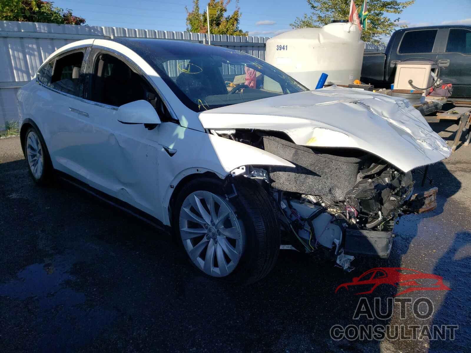 TESLA MODEL X 2020 - 5YJXCBE27LF296345