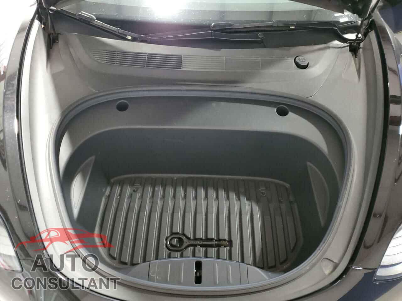 TESLA MODEL 3 2023 - 5YJ3E1EA9PF449775