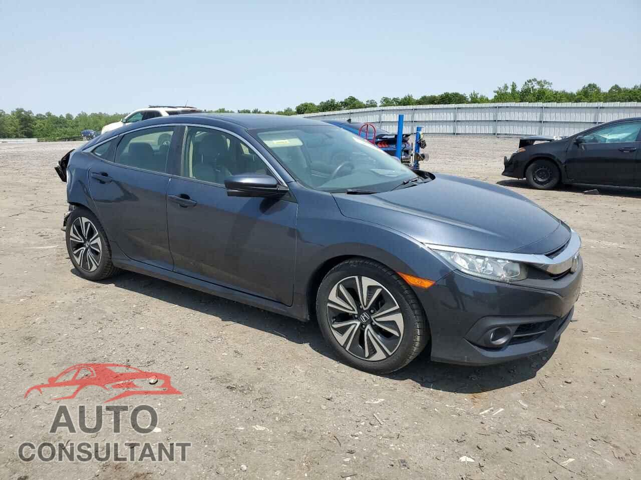 HONDA CIVIC 2018 - JHMFC1F38JX042643