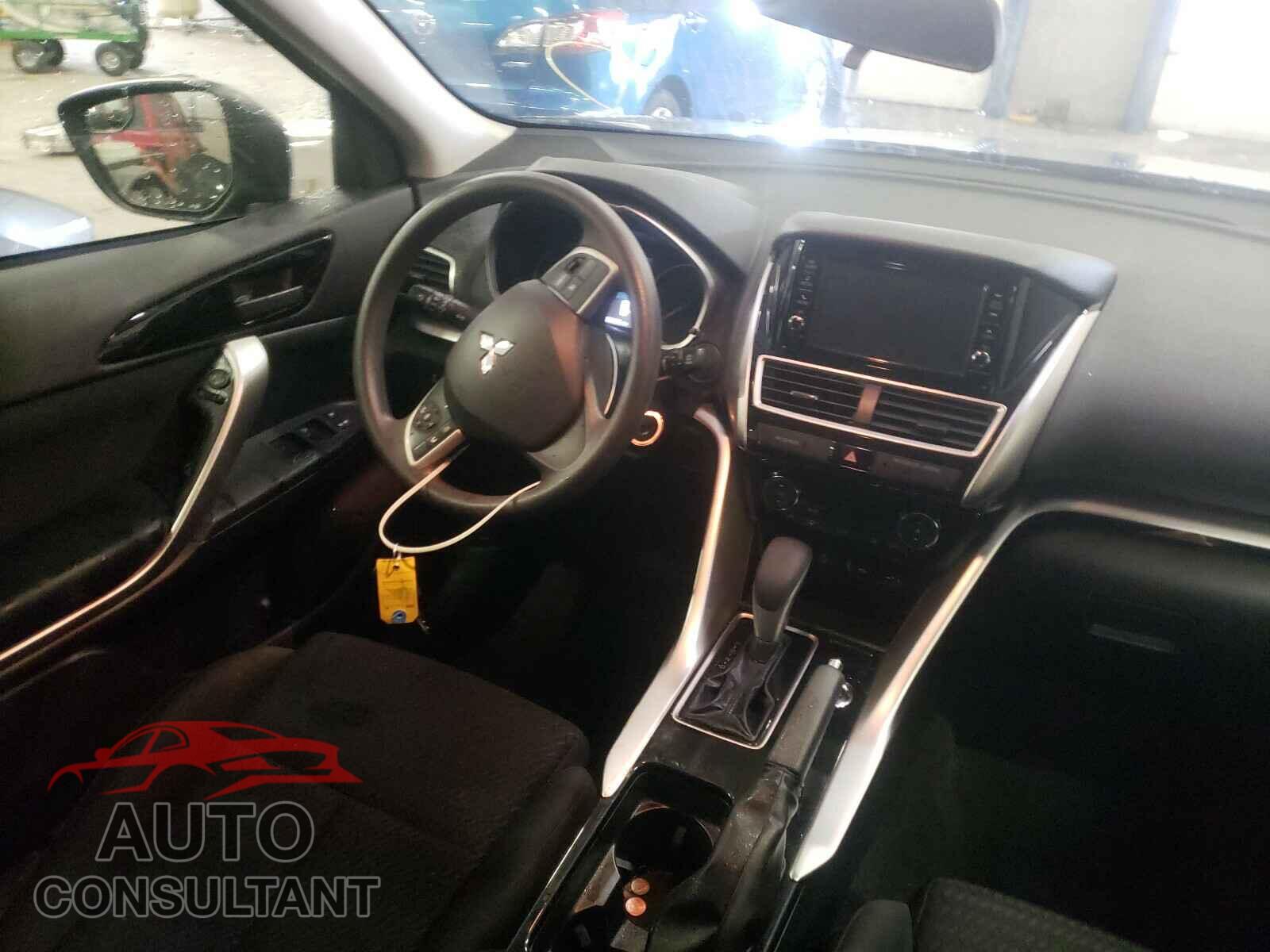 MITSUBISHI ECLIPSE 2019 - JA4AT3AA8KZ032868