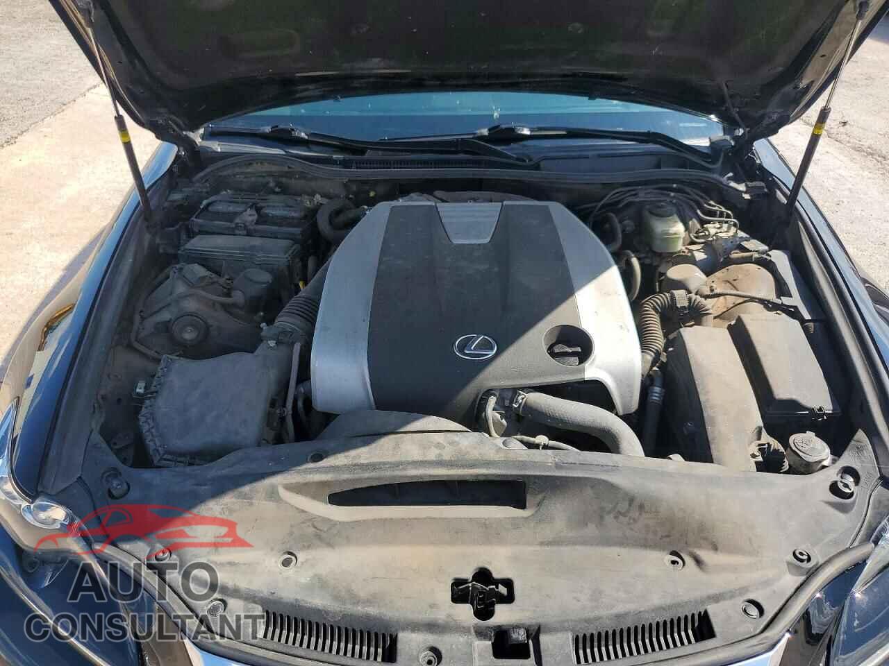 LEXUS IS 2015 - JTHCE1D27F5006355