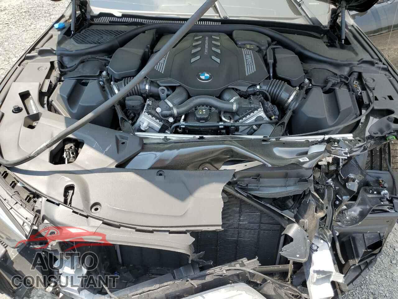 BMW M8 2024 - WBABC4C06RCR13664