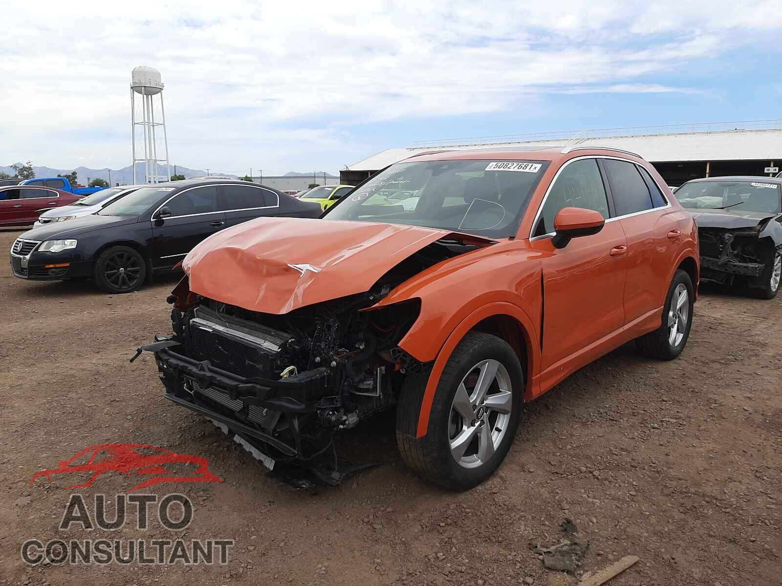 AUDI Q3 2019 - WA1AECF32K1078697