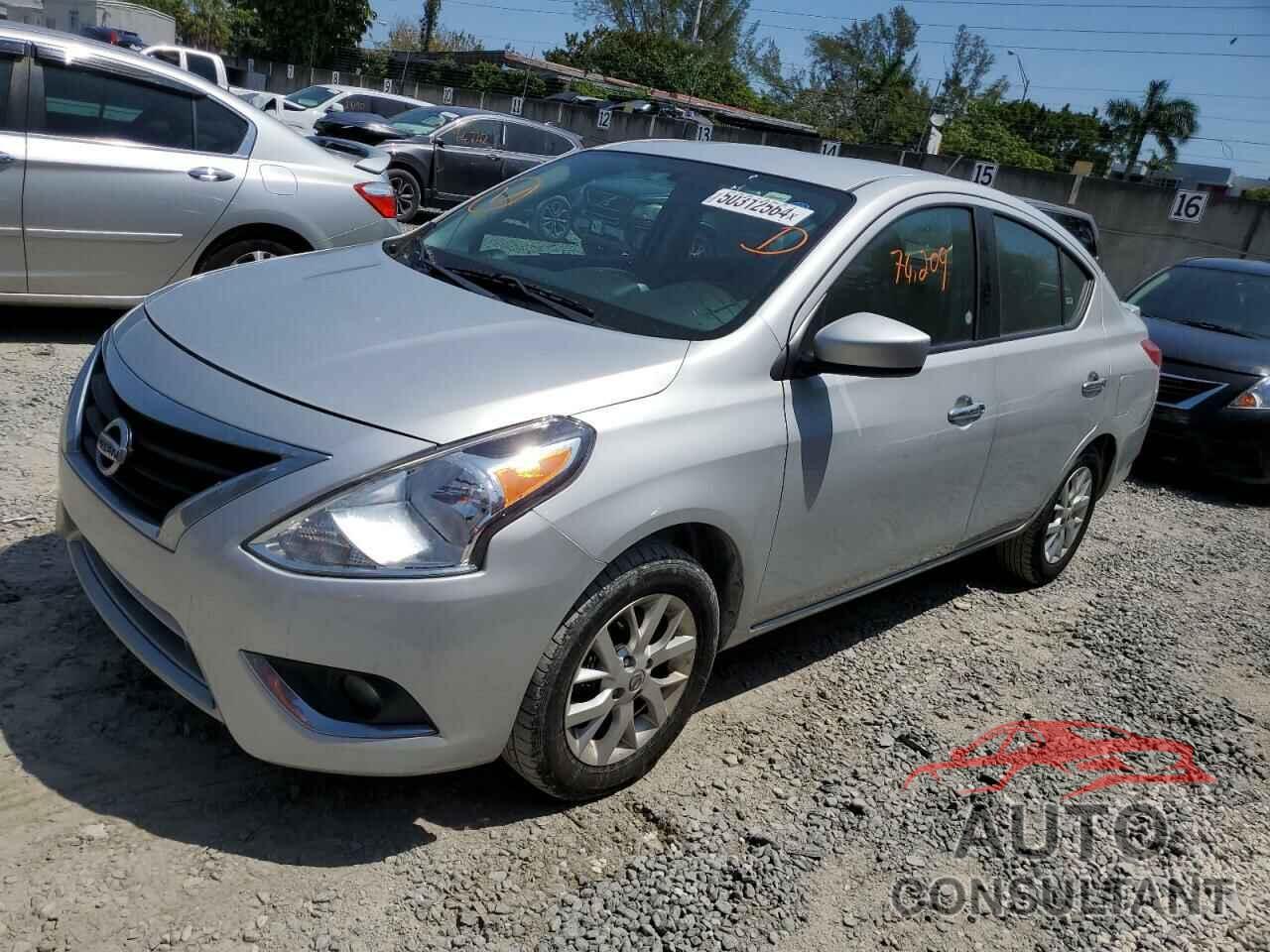 NISSAN VERSA 2018 - 3N1CN7AP0JL850317