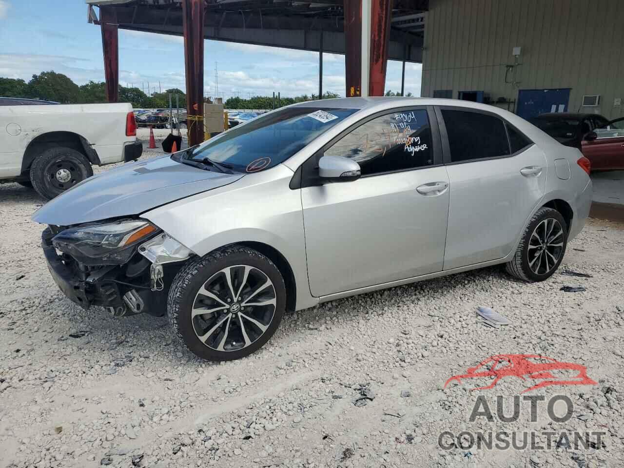TOYOTA COROLLA 2017 - 5YFBURHE8HP581511