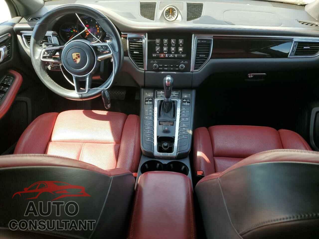 PORSCHE MACAN 2018 - WP1AA2A53JLB15097