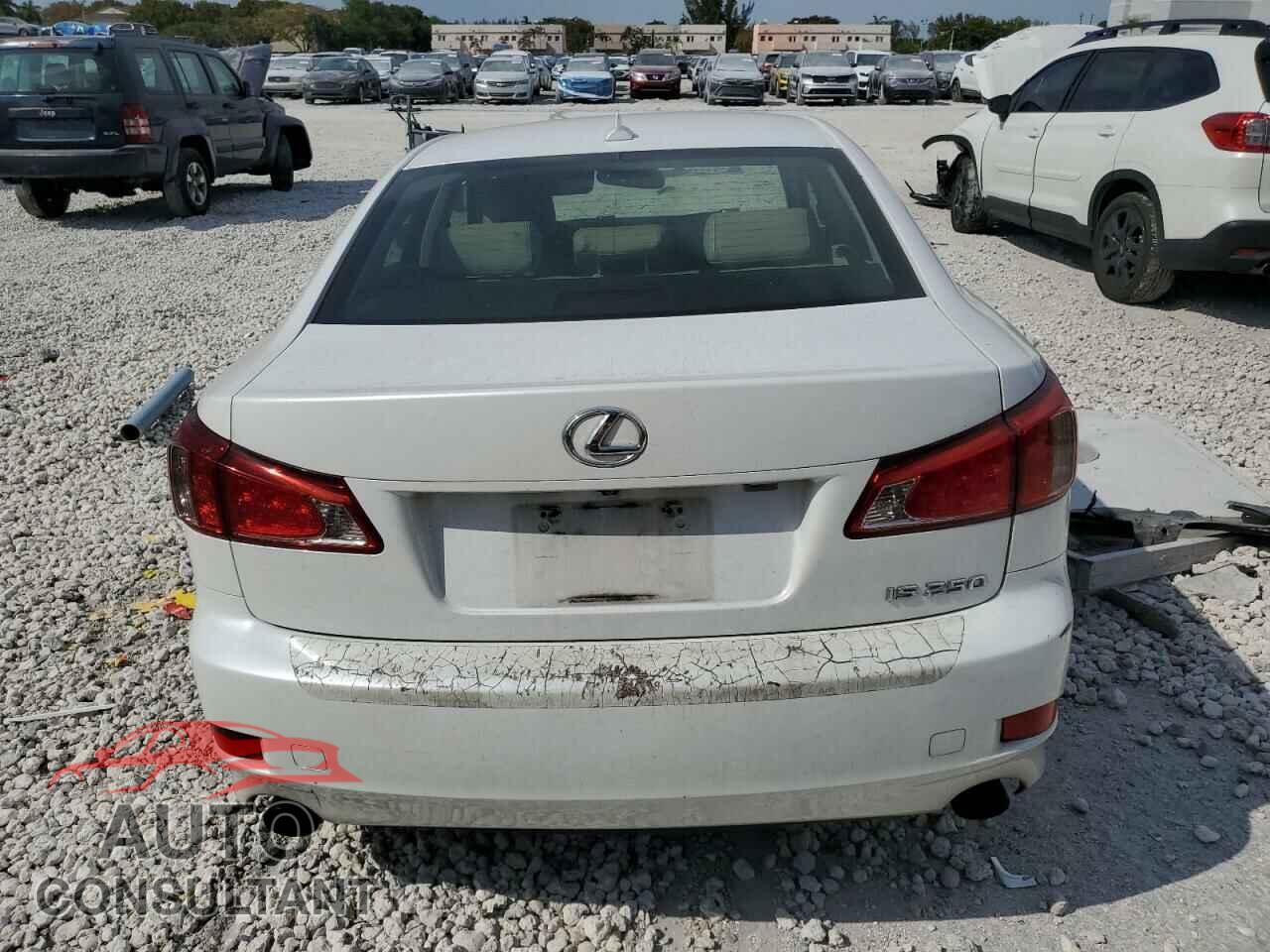 LEXUS IS 2012 - JTHBF5C29C5179713