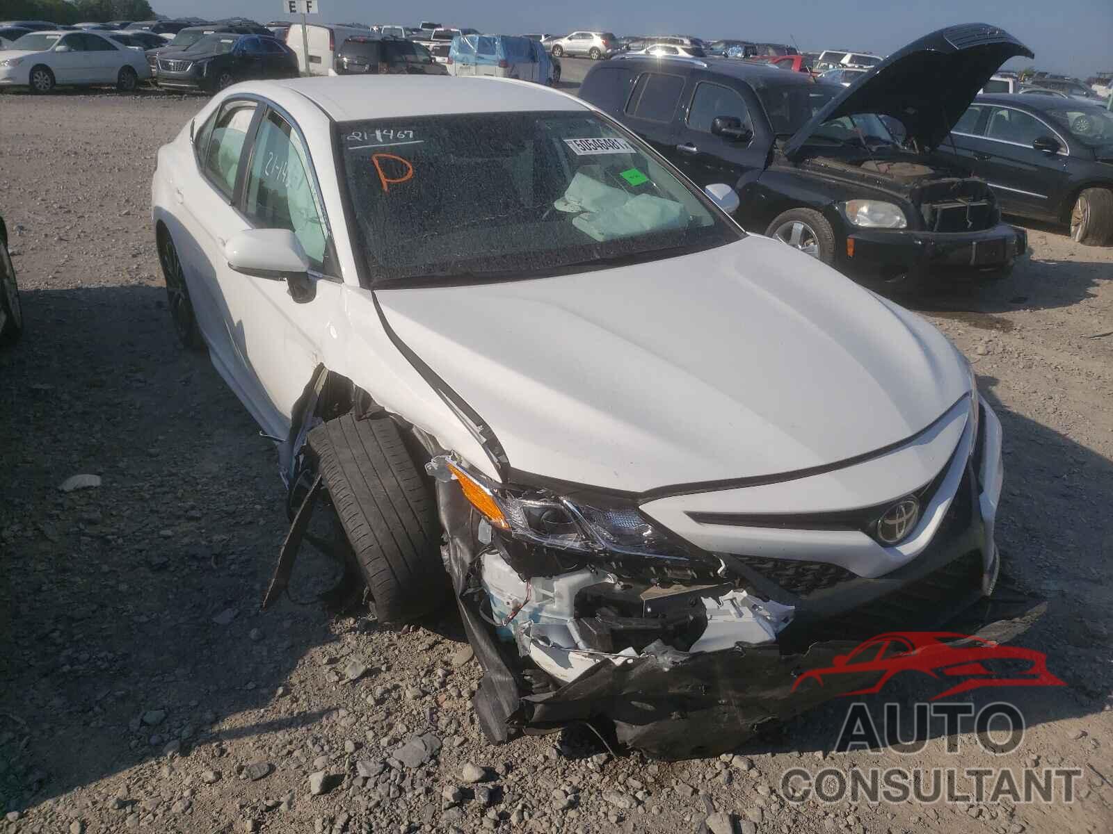 TOYOTA CAMRY 2020 - 4T1G11AK2LU867412